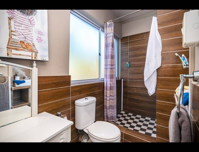 13 BEDROOM FREESTANDING FOR SALE IN SUNSET BEACH